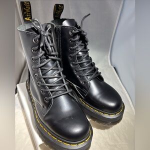 Dr. Martens Black Lace-Up Boots Jadon M5 W6